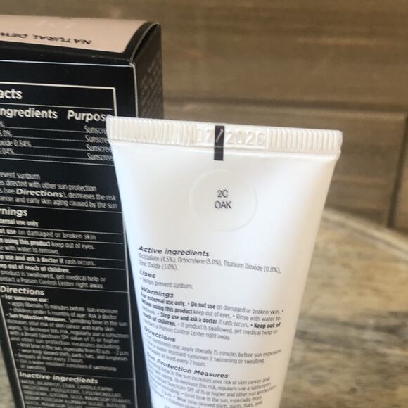 Laura Mercier Tinted Moisturizer Natural Dewy BS SPF 30 #2C Oak 1.5 Fl Oz - Picture 5 of 5